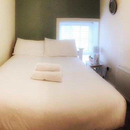 Prairie House - Boutique Townhouse Pensionat Salthill Exteriör bild