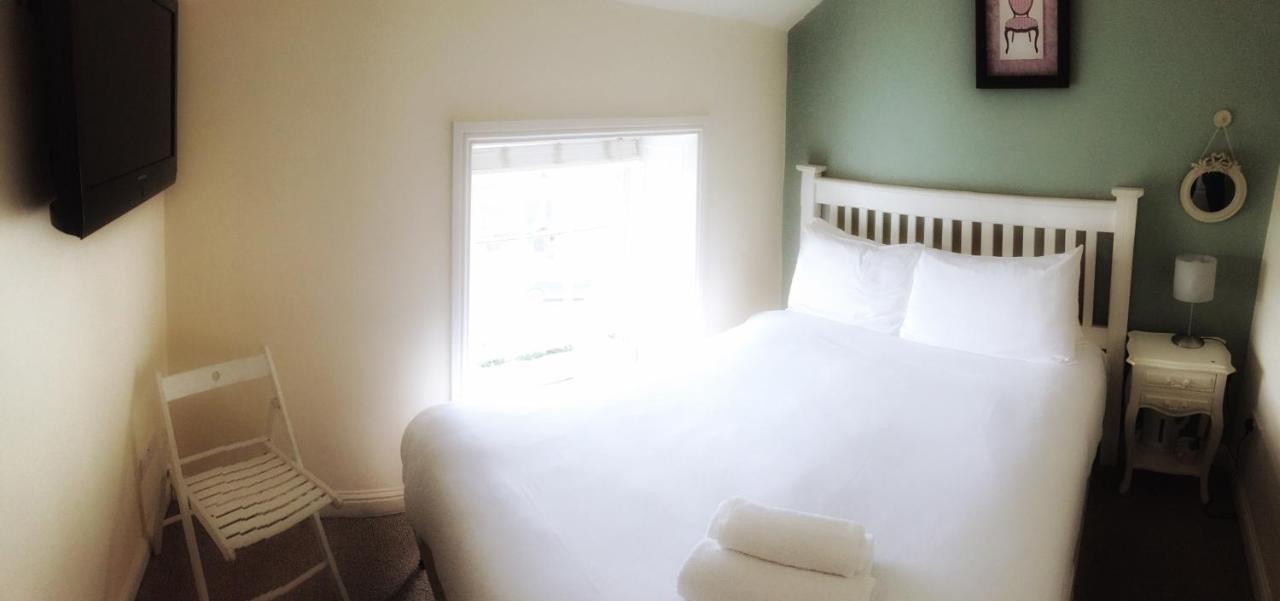 Prairie House - Boutique Townhouse Pensionat Salthill Exteriör bild